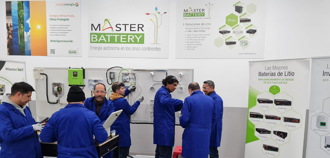 Aula CDM Formación patrocinada por Master Battery