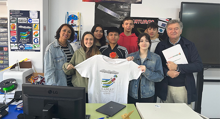 El alumnado de Bachillerato del IES Miguel Hernández de Móstoles presenta a Ciudadenergía sus proyectos escolares y los detalles de almacenamiento energético que emplean para su funcionamiento