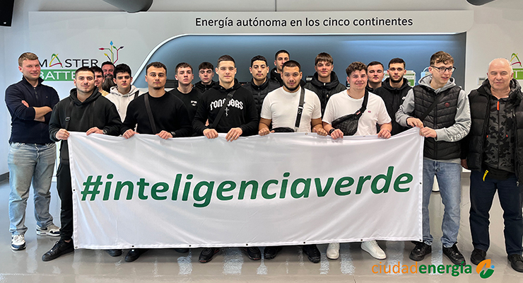 Estudiantes de FP de EK Sindou (Grecia) visitan Ciudadenergía gracias a Erasmus+
