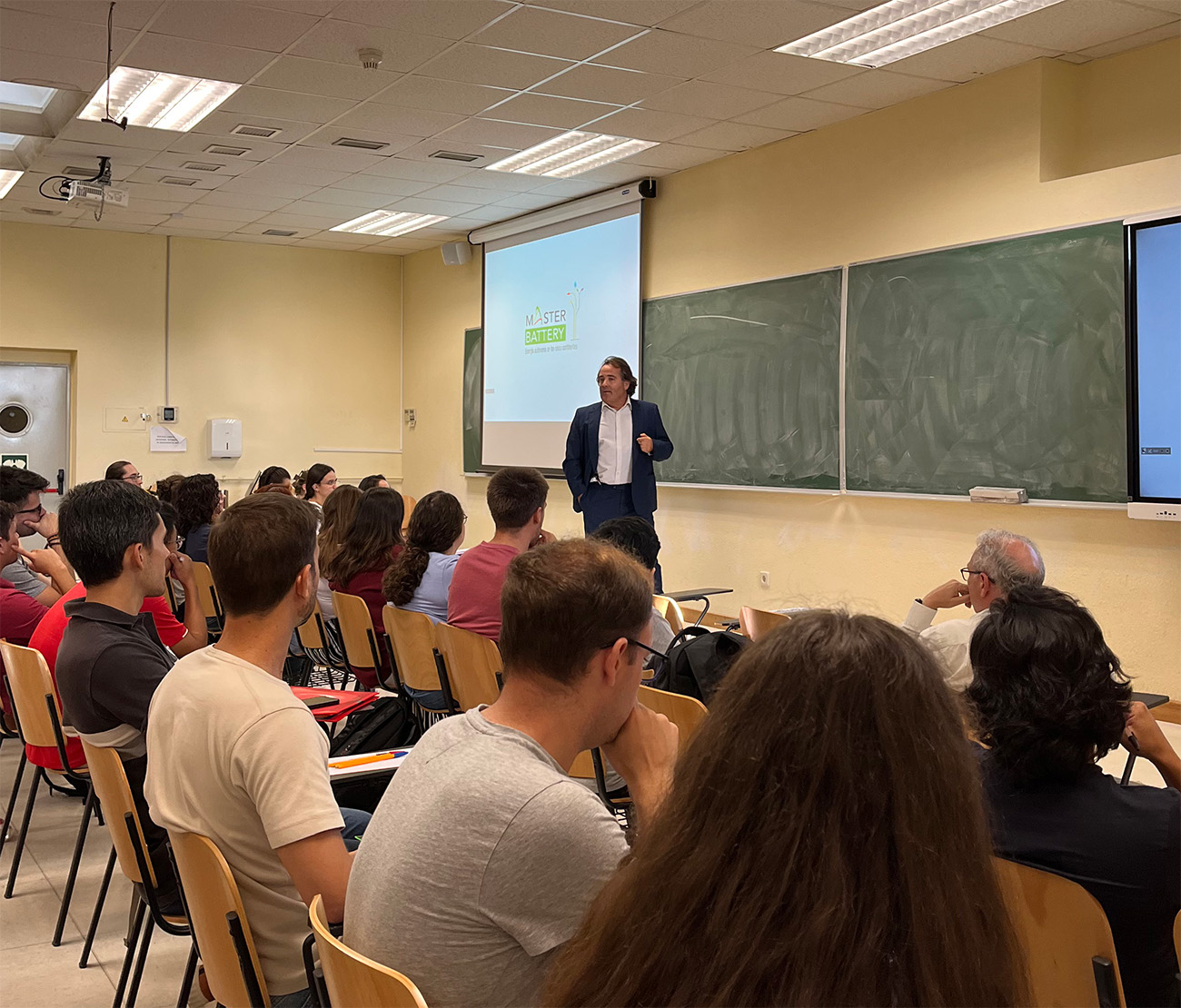 Clase magistral en el Máster en Ingeniería de la Energía de la Universidad Politécnica de Madrid