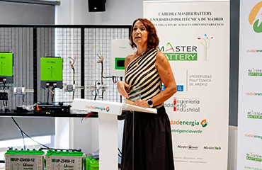 La elección de Berta Molina como primera galardonada con el Premio Ciudadenergía reconoce una trayectoria ejemplar dedicada a la innovación educativa y a la aplicación de la robótica como herramienta de aprendizaje