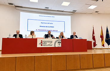 Mesa presidencial del acto conmemorativo del 20.º Aniversario del Máster ERMA-UPM, celebrado el 26 de junio en la ETSIDI de la UPM
