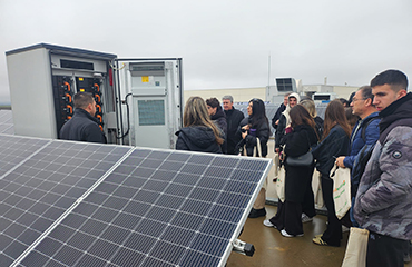 El alumnado del EPAL Konitsas (Grecia) visita Ciudadenergía y Master Battery