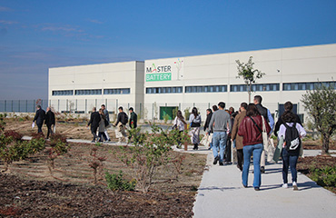 Recorrido por el espacio exterior de demostración de productos